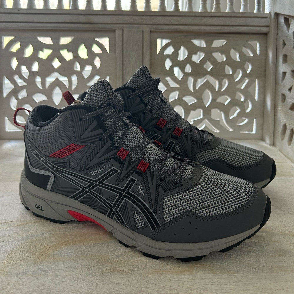 NEW ASICS Men's Gel Venture 8 MT Athletic Trail Shoes Gray Red Size 9
